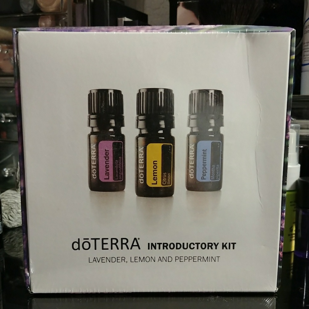 **Sealed** doTerra Introductory Kit